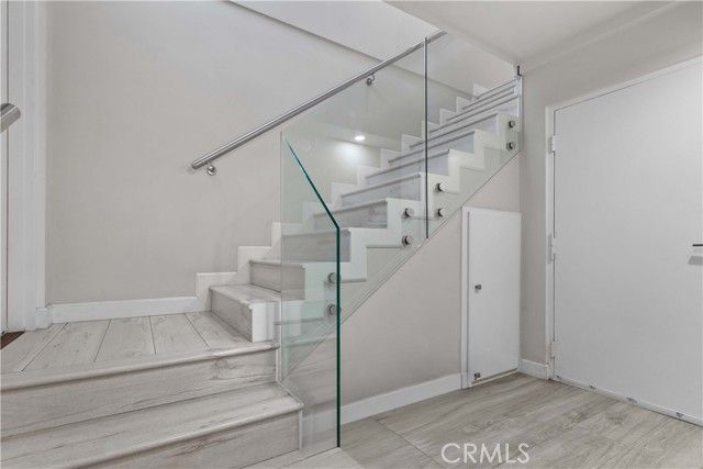 630 E Garfield Avenue 6, Glendale, CA 91205