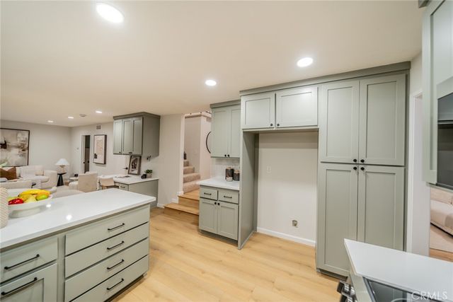 2202 Black Oak Place, Riverside, CA 92506