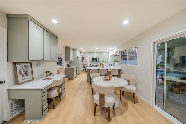 2202 Black Oak Place, Riverside, CA 92506