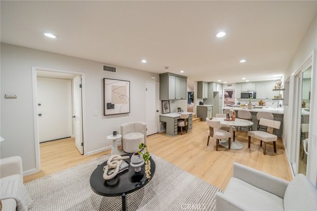 2202 Black Oak Place, Riverside, CA 92506