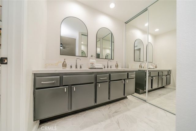 2202 Black Oak Place, Riverside, CA 92506