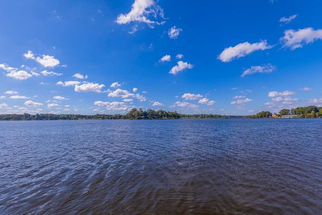104 Coastline Drive, Inman, SC 29349