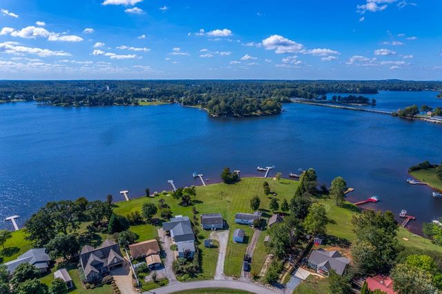 104 Coastline Drive, Inman, SC 29349