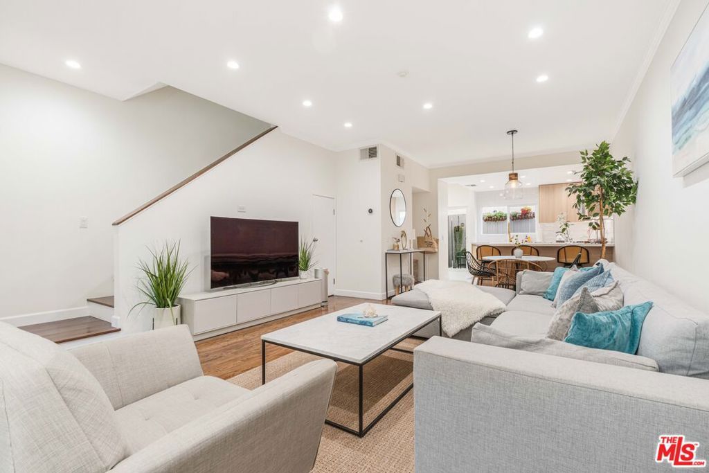 2405 34th Street 27, Santa Monica, CA 90405 — exterior