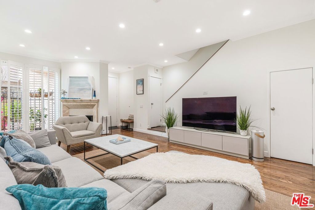 2405 34th Street 27, Santa Monica, CA 90405 — photo 2