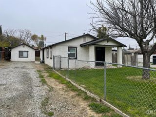 3822 Oregon Street, Bakersfield, CA 93306