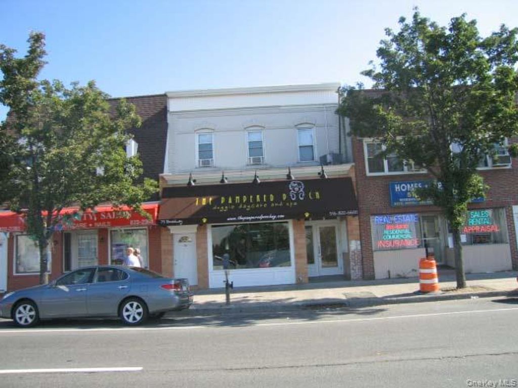79 Broadway, Hicksville, NY 11801 — exterior