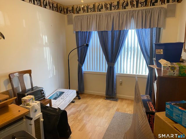 885 Glacier Way 885, Southington, CT 06489