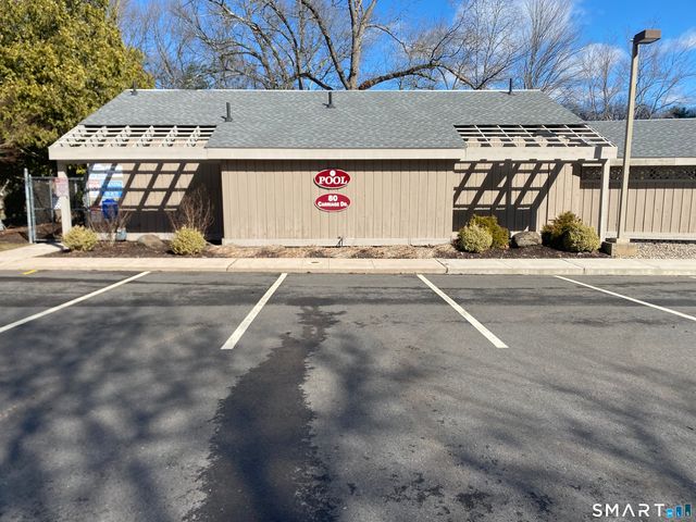 885 Glacier Way 885, Southington, CT 06489