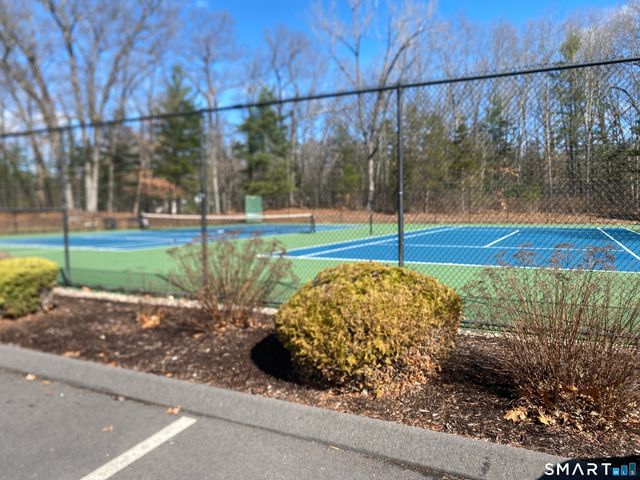 885 Glacier Way 885, Southington, CT 06489