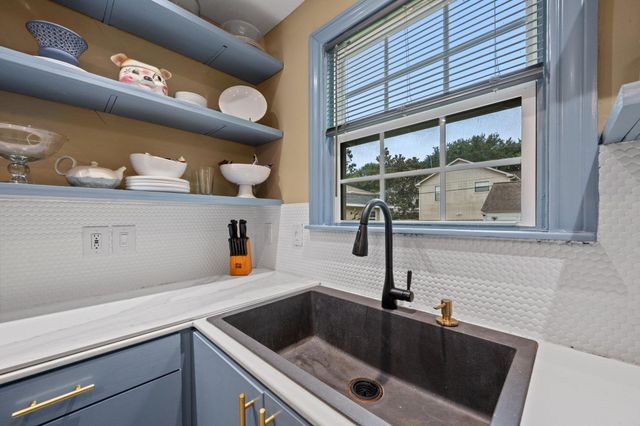 1827 Bissonnet Street, Houston, TX 77005