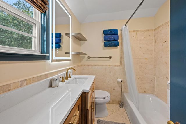 1827 Bissonnet Street, Houston, TX 77005