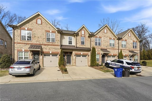 882 Silver Leaf Drive, Winston-salem, NC 27103