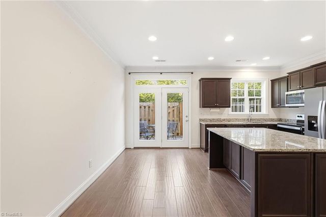 882 Silver Leaf Drive, Winston-salem, NC 27103