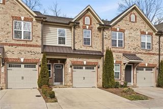 882 Silver Leaf Drive, Winston-salem, NC 27103