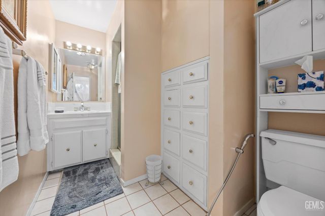9602 Morningside Court, Bakersfield, CA 93306