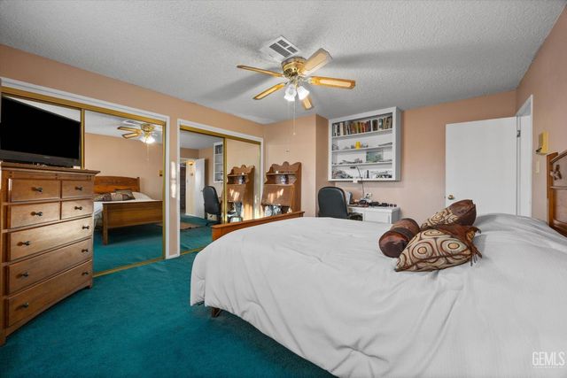 9602 Morningside Court, Bakersfield, CA 93306