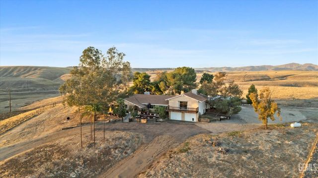 9602 Morningside Court, Bakersfield, CA 93306