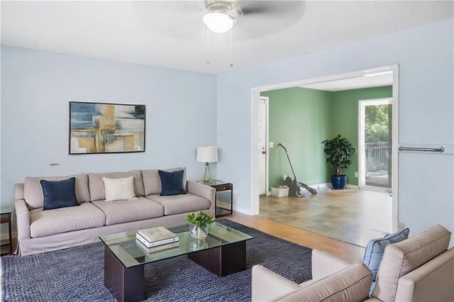 31 Rainwood Circle SE, Silver Creek, GA 30173
