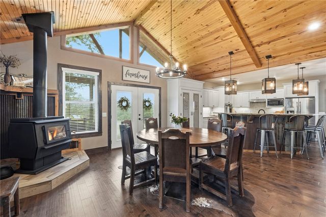 628 Owl Hollow Road, West Fork, AR 72774