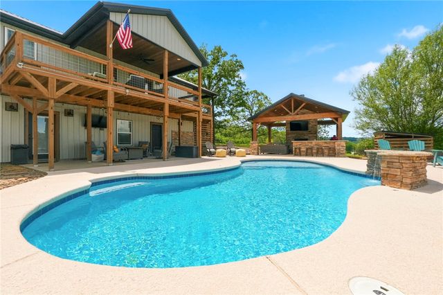 628 Owl Hollow Road, West Fork, AR 72774