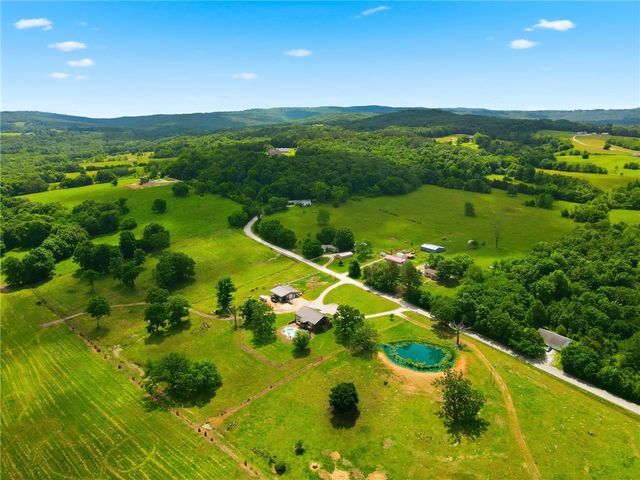 628 Owl Hollow Road, West Fork, AR 72774