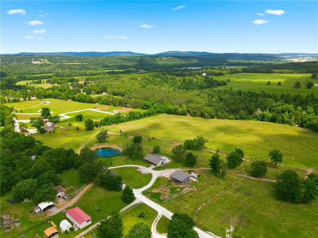 628 Owl Hollow Road, West Fork, AR 72774
