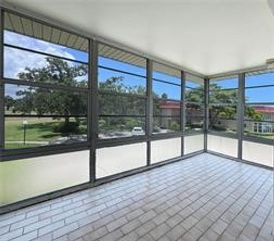 12 Vista Palm Lane 205, Vero Beach, FL 32962