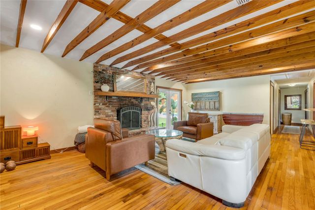 233 W ARIEL ROAD, Edgewater, FL 32141