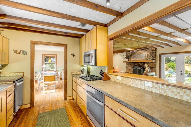 233 W ARIEL ROAD, Edgewater, FL 32141
