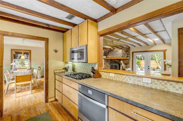 233 W ARIEL ROAD, Edgewater, FL 32141