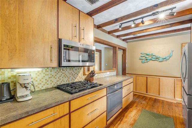 233 W ARIEL ROAD, Edgewater, FL 32141