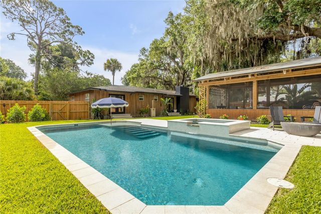 233 W ARIEL ROAD, Edgewater, FL 32141
