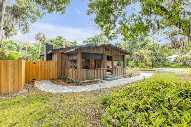233 W ARIEL ROAD, Edgewater, FL 32141