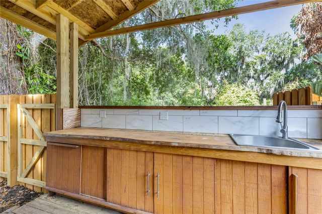 233 W ARIEL ROAD, Edgewater, FL 32141