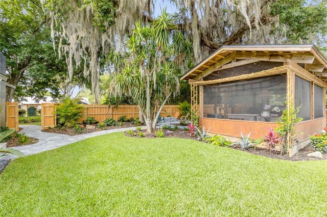 233 W ARIEL ROAD, Edgewater, FL 32141