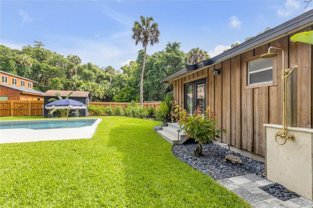 233 W ARIEL ROAD, Edgewater, FL 32141