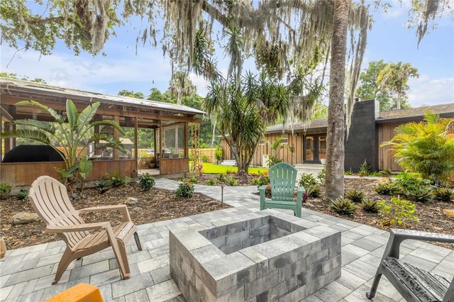 233 W ARIEL ROAD, Edgewater, FL 32141