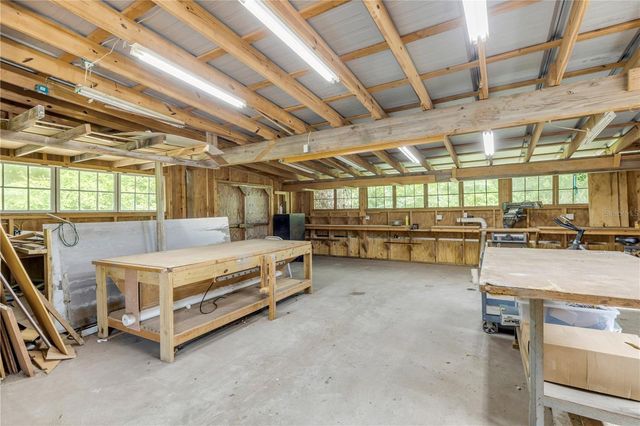 233 W ARIEL ROAD, Edgewater, FL 32141
