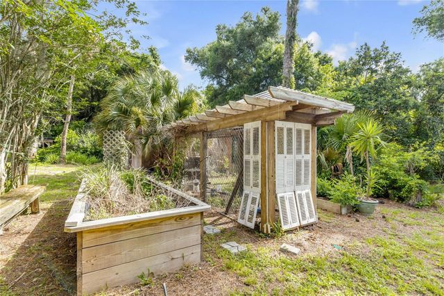 233 W ARIEL ROAD, Edgewater, FL 32141