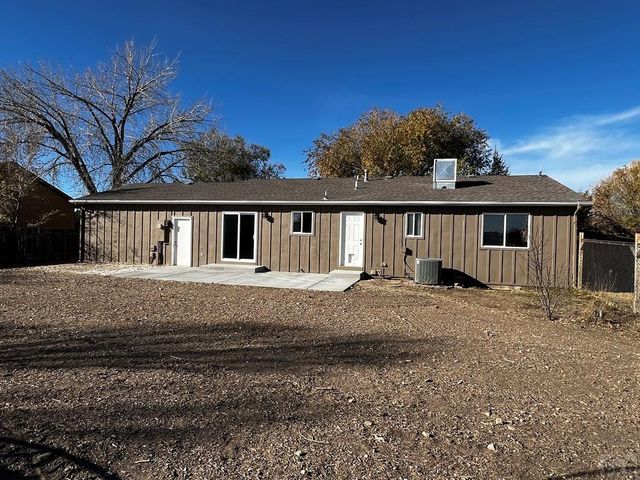 826 S Kline Dr, Pueblo West, CO 81007