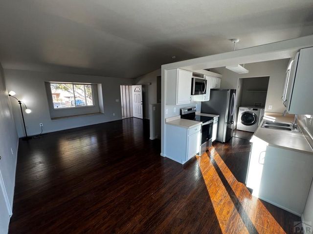 826 S Kline Dr, Pueblo West, CO 81007