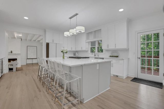 8705 River Bluff Lane, Roswell, GA 30076