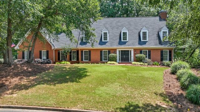8705 River Bluff Lane, Roswell, GA 30076