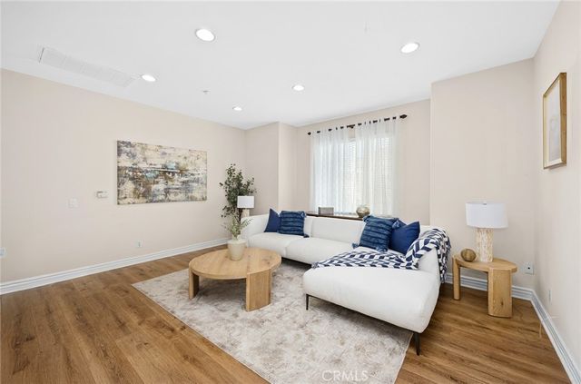 523 S 5th B, Arcadia, CA 91006