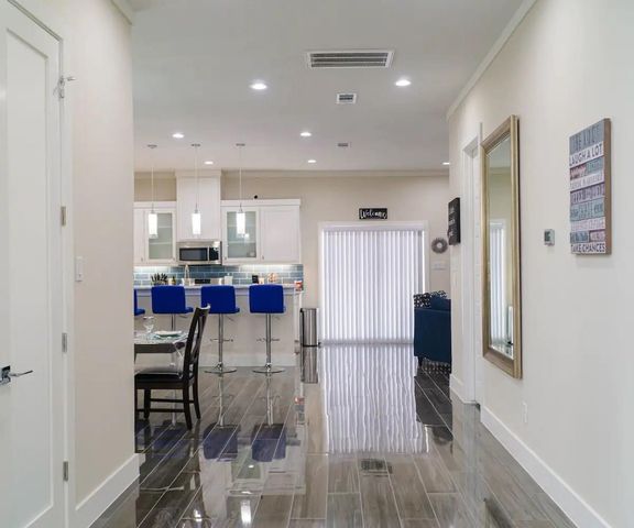 1846 Nomas Street, Dallas, TX 75212