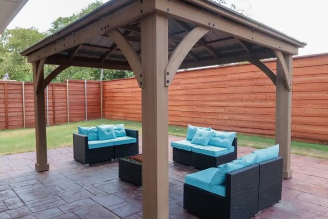 1846 Nomas Street, Dallas, TX 75212