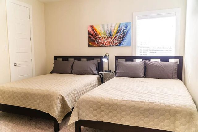 1846 Nomas Street, Dallas, TX 75212