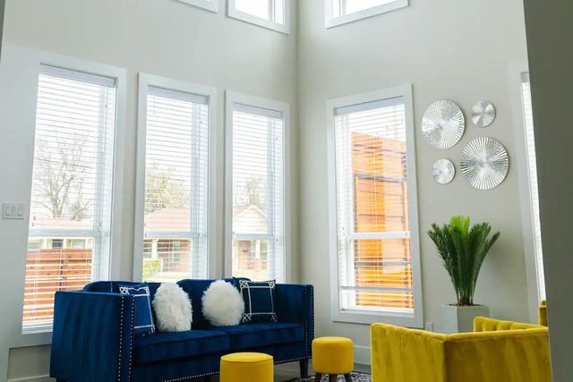 1846 Nomas Street, Dallas, TX 75212