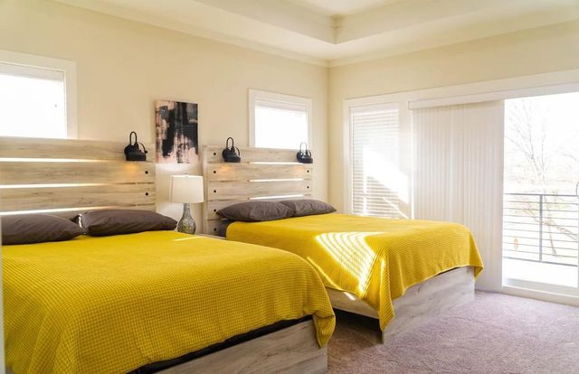 1846 Nomas Street, Dallas, TX 75212